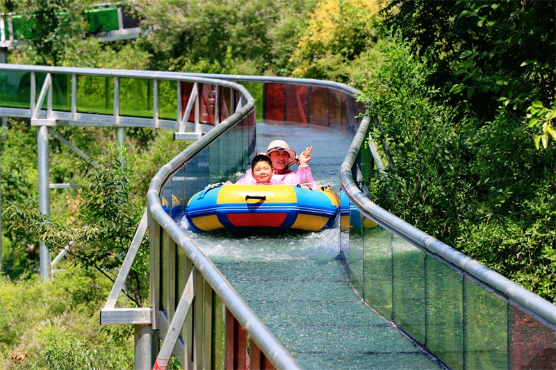 山水狂欢爽过夏天济南青铜山大峡谷高空漂流正式开漂啦