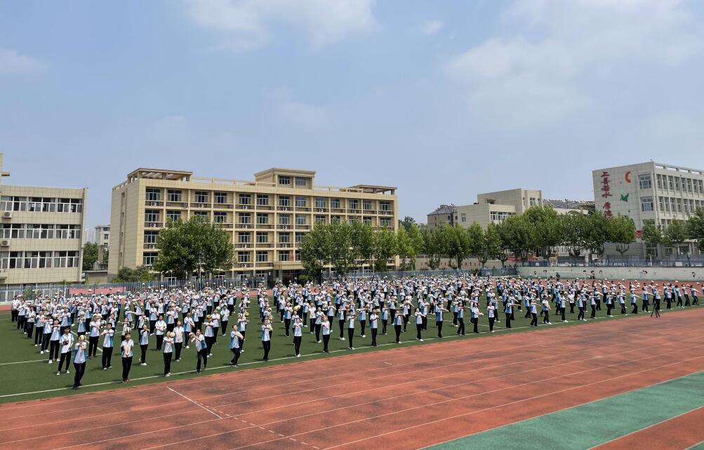 铸魂培根甘为人梯赓续初心聚力行远济南市莱芜区汶源学校