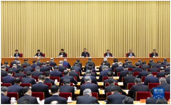 習近平:保持戰(zhàn)略定力,堅定做好自己的事