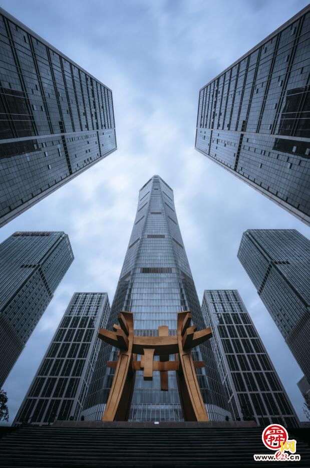 不同视角观赏云鼎大厦,壮观