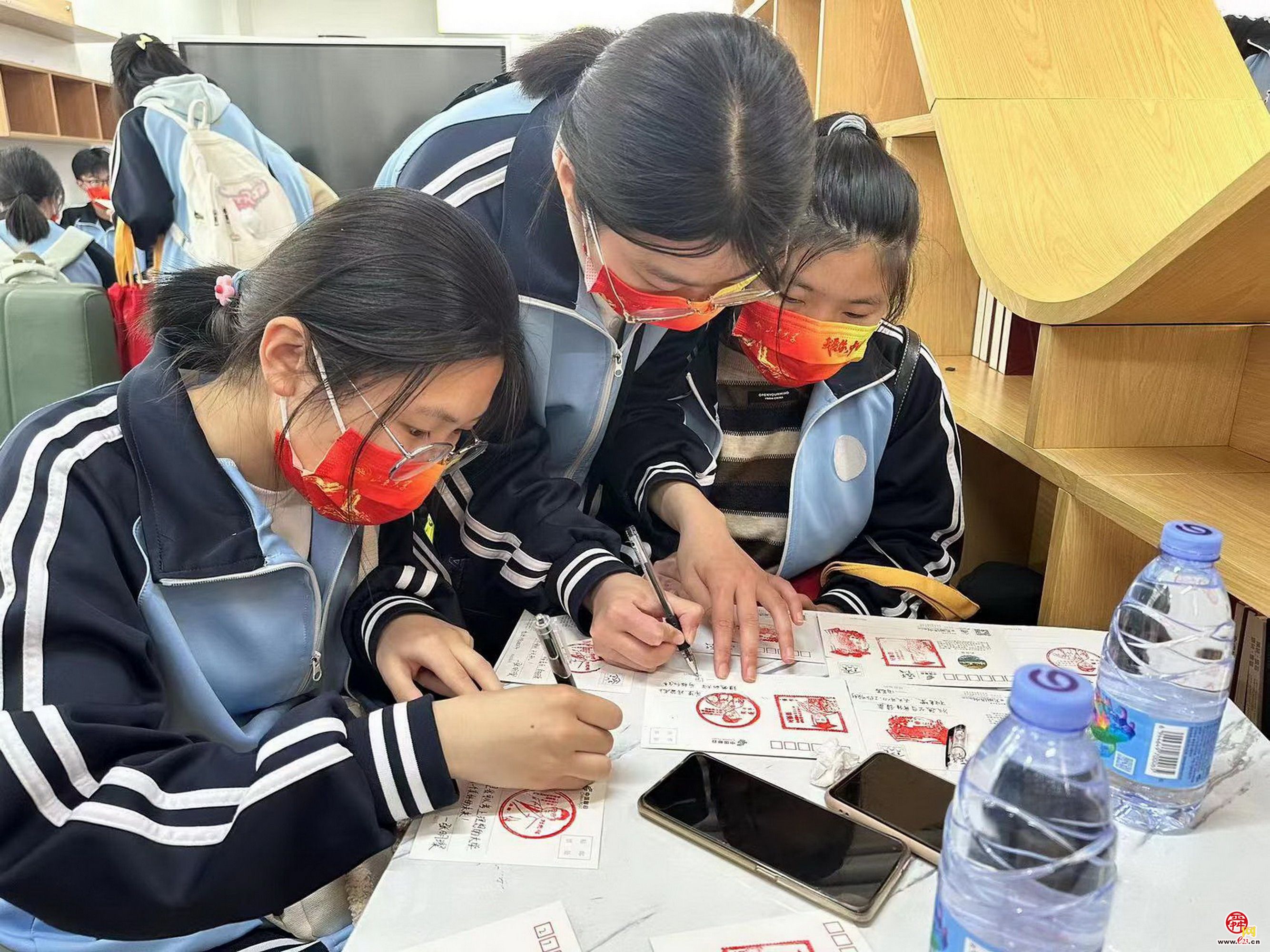 体验传统书信文化独特魅力!山东大学主题邮局首次举办校园研学活动