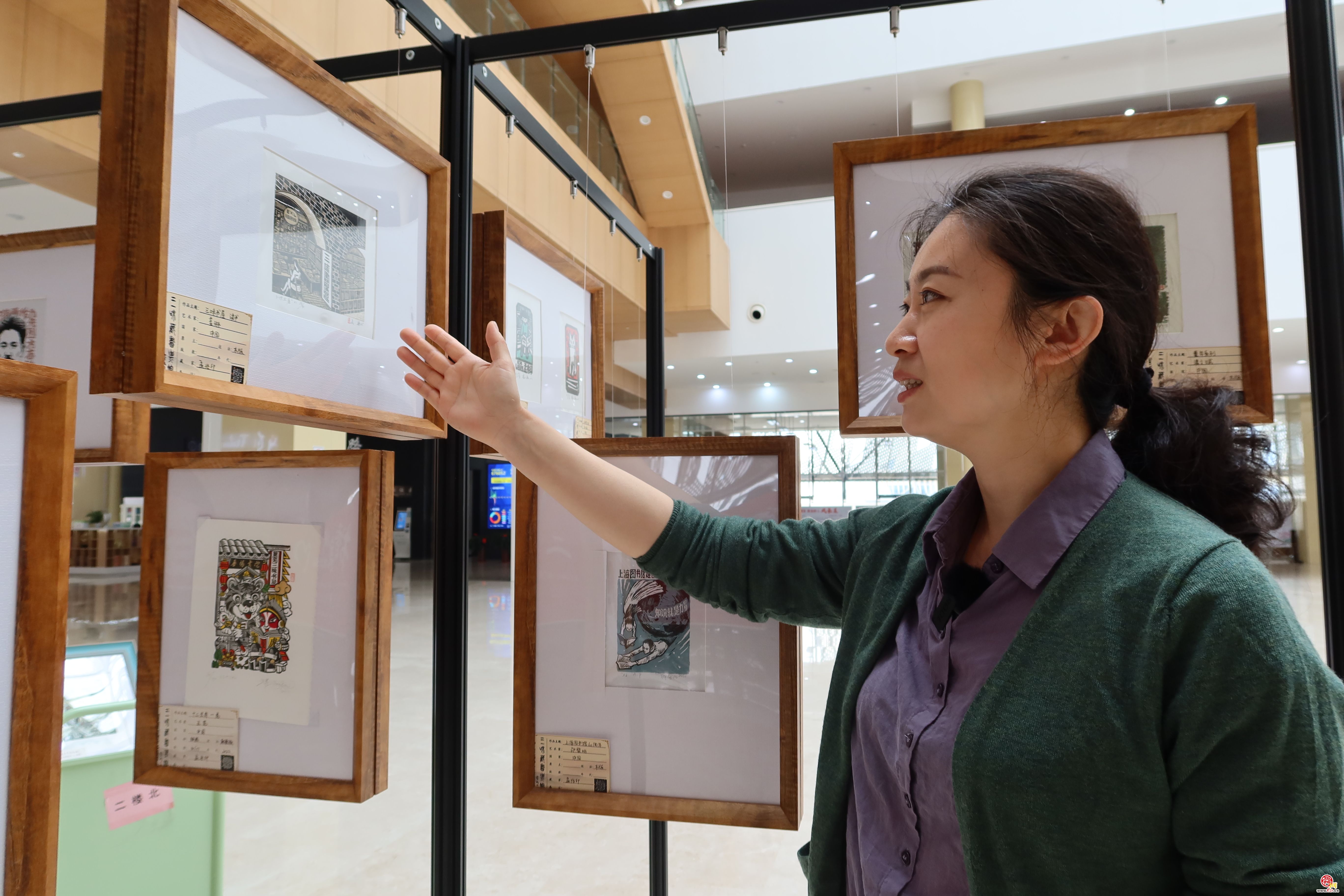 融媒·画像丨图书馆员，一份看似轻松，实则很“烧脑”的工作——城市“领读人”