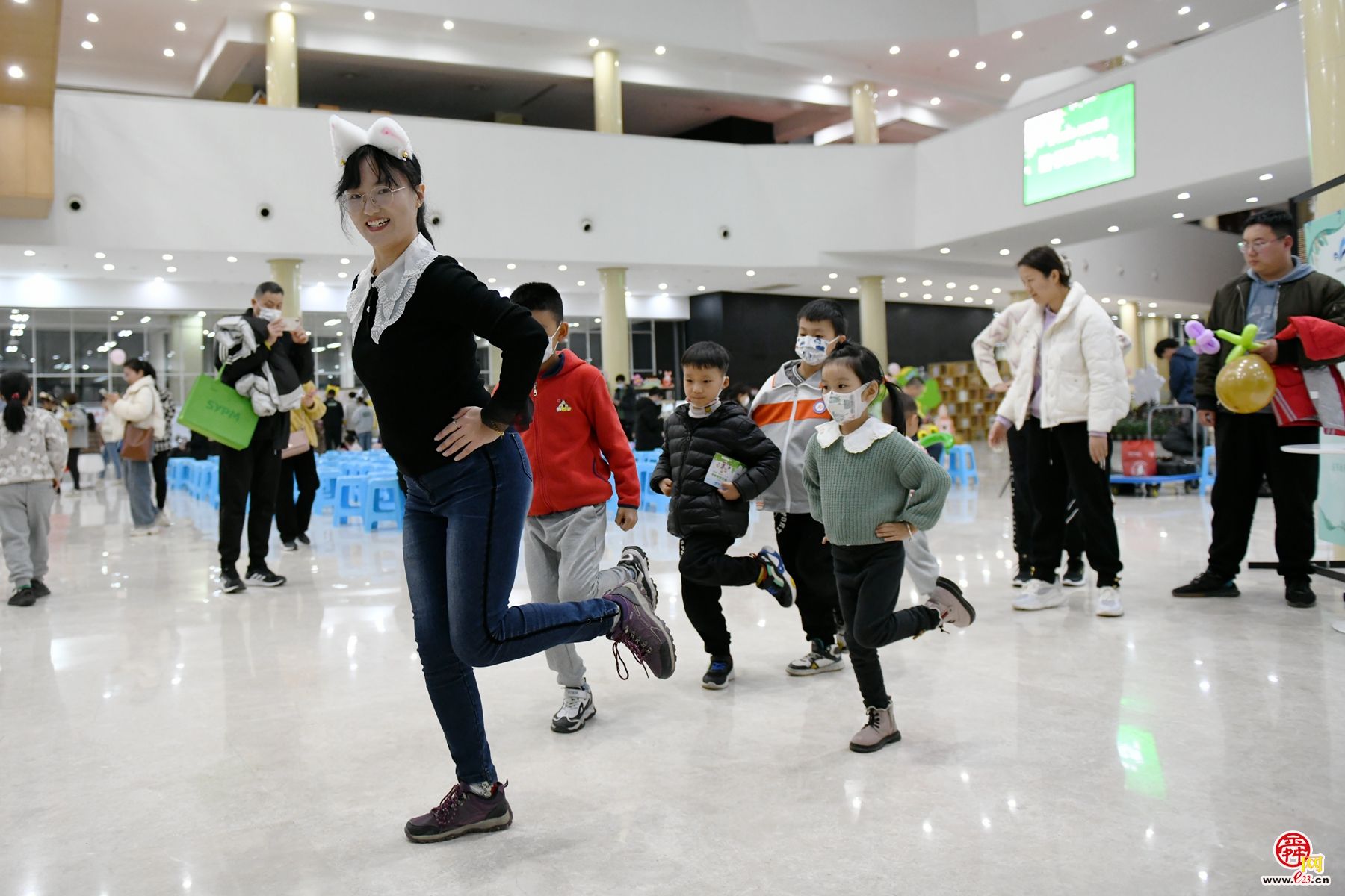 融媒·画像丨图书馆员，一份看似轻松，实则很“烧脑”的工作——城市“领读人”