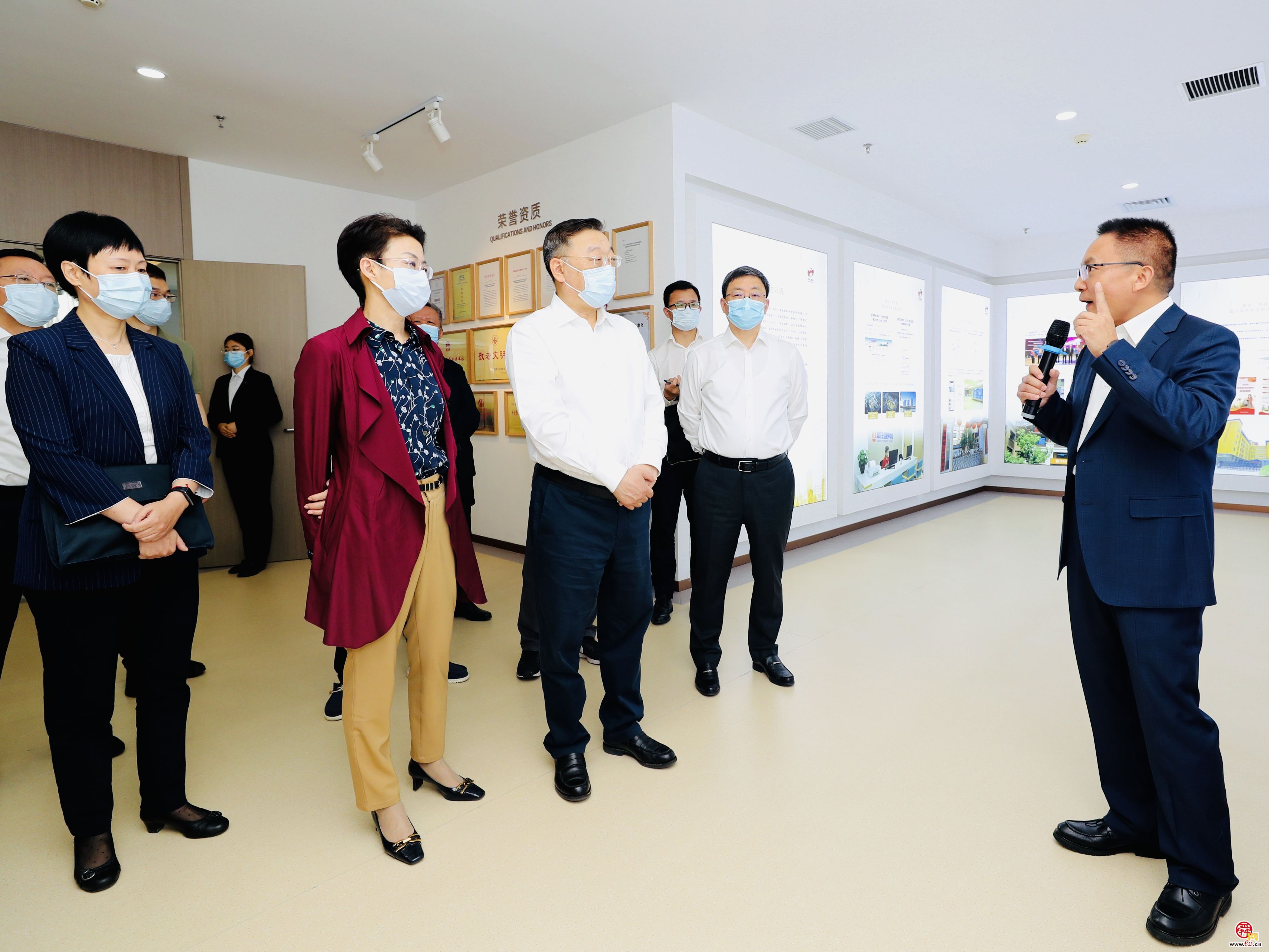 民政部领导来济调研 唐登杰王桂英于海田参加活动 - 领导活动 - 舜网新闻