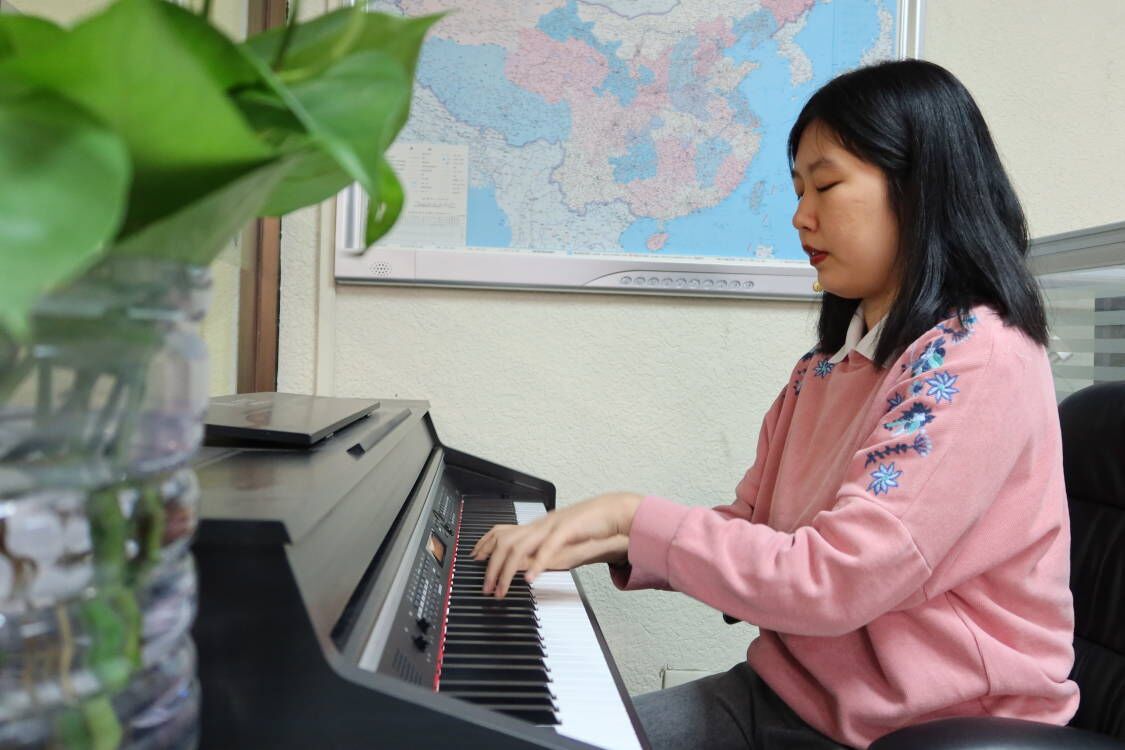 融媒·画像｜失明之后，25岁的她活出了另外一种精彩——逆境人生