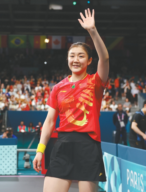 夺冠后陈梦拥抱孙颖莎时说了啥? 含泪回应:和莎莎没有失败者