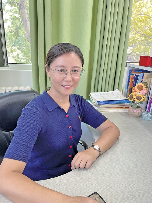 勇往直前，铸就辉煌！济南市莱芜第一中学优秀教师展风采 