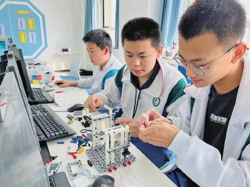 理想与现实之间  高一学生如何精准选科