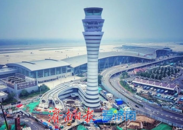 济滨高铁遥墙机场站项目主体结构封顶