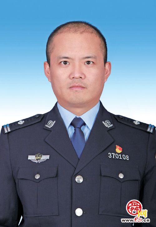 从军营到法院，他们初心不改——新战场续写新荣光