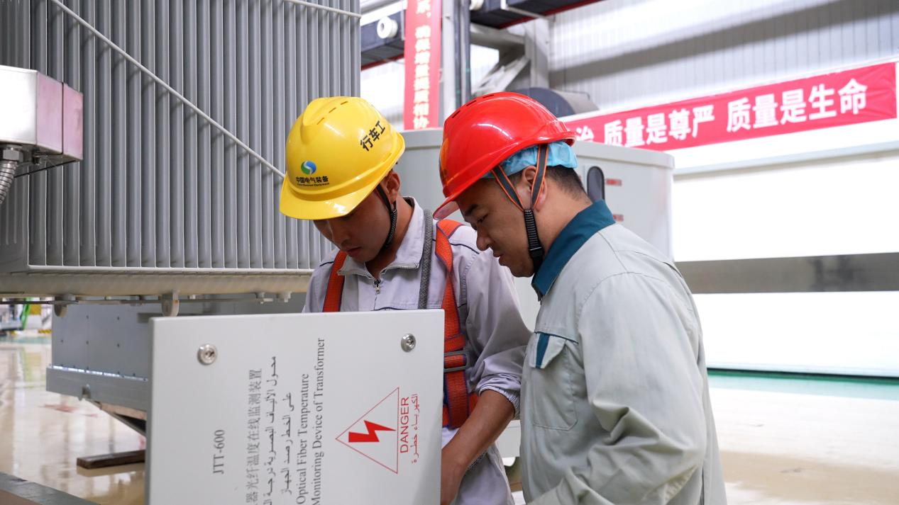 融媒·见证丨打通“能源动脉”，守护万家灯火——西电东送的硬核担当
