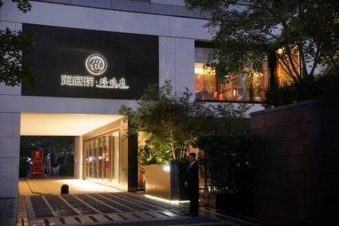 从高端局到亲子趴，不一样的海底捞