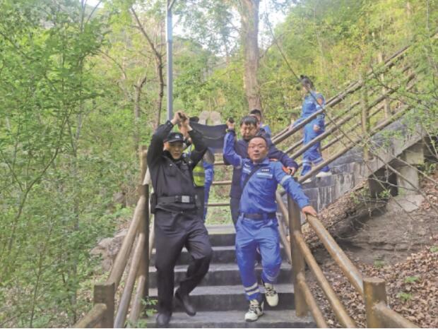 激活警务新引擎 南山公安锦绣川派出所标准化建设成效显著