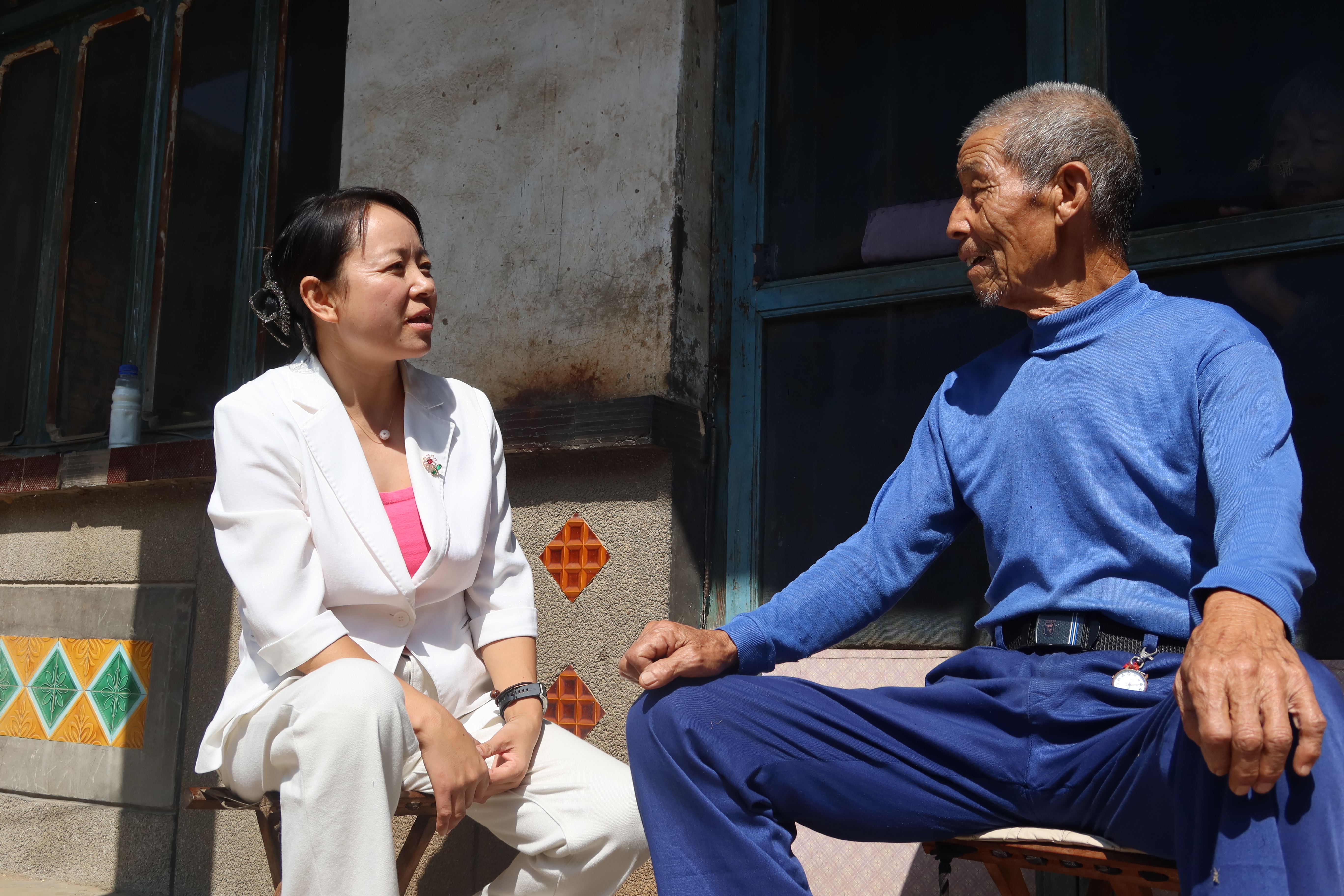 融媒·画像丨人到中年，她还是那个“小米姑娘”