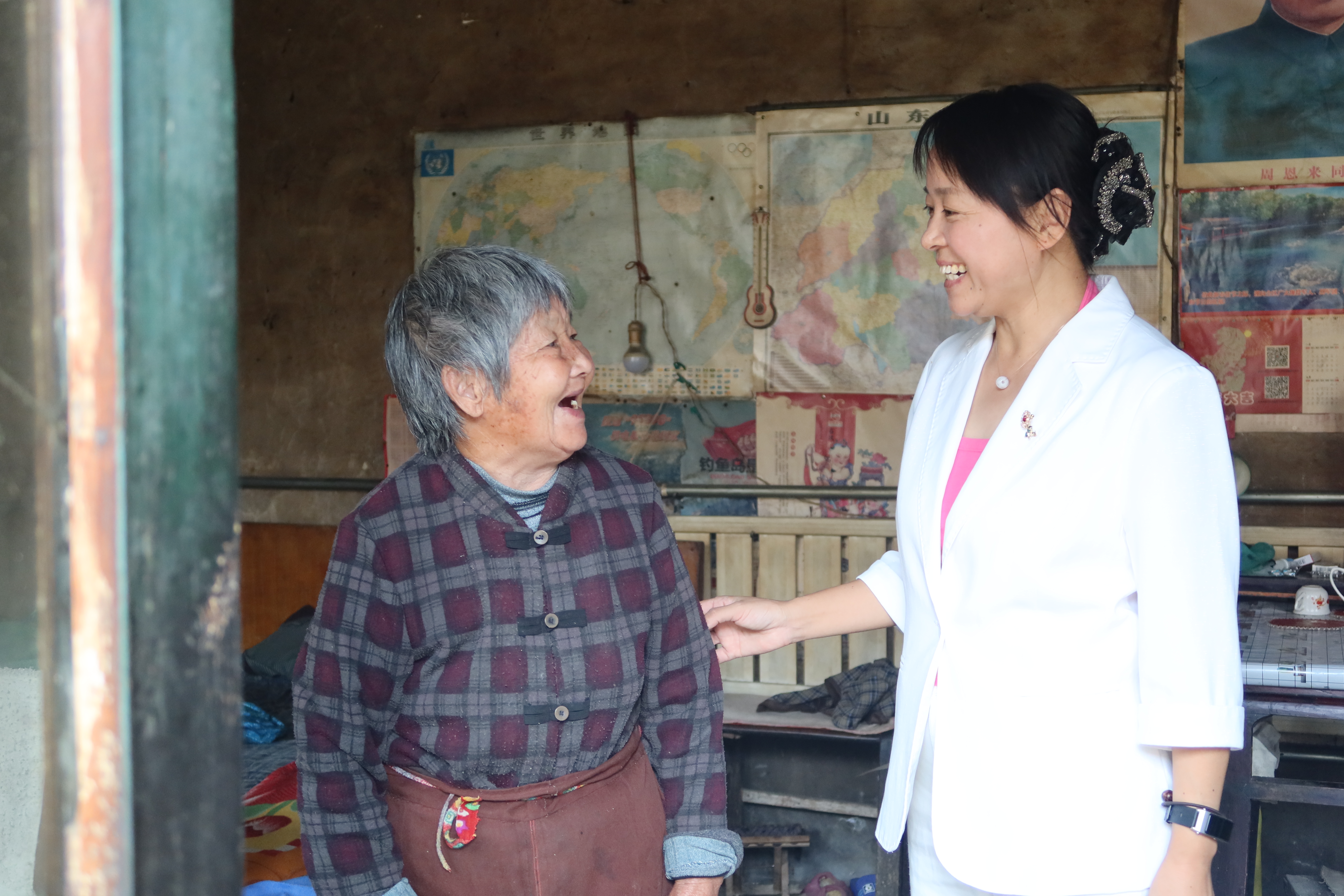 融媒·画像丨人到中年，她还是那个“小米姑娘”