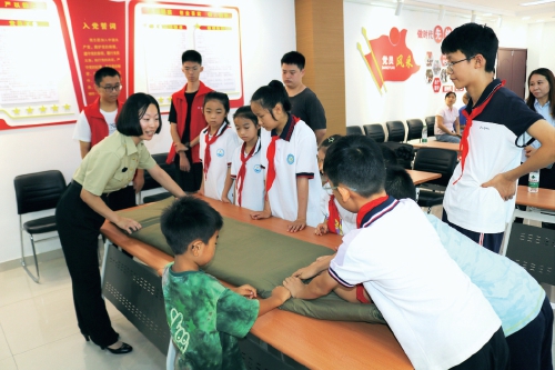 章丘区以红色宣讲赋能“开学第一课”——从红色故事里读懂责任与担当