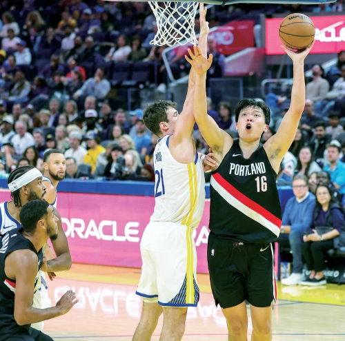 NBA新赛季今日启幕，杨瀚森明日有望上演首秀