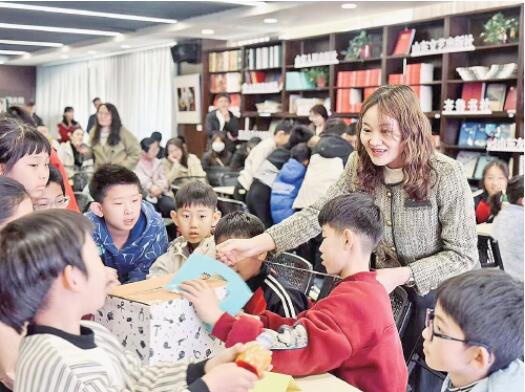 《全民阅读促进条例》即将正式实施 在“爱阅之都”济南品味满城书香