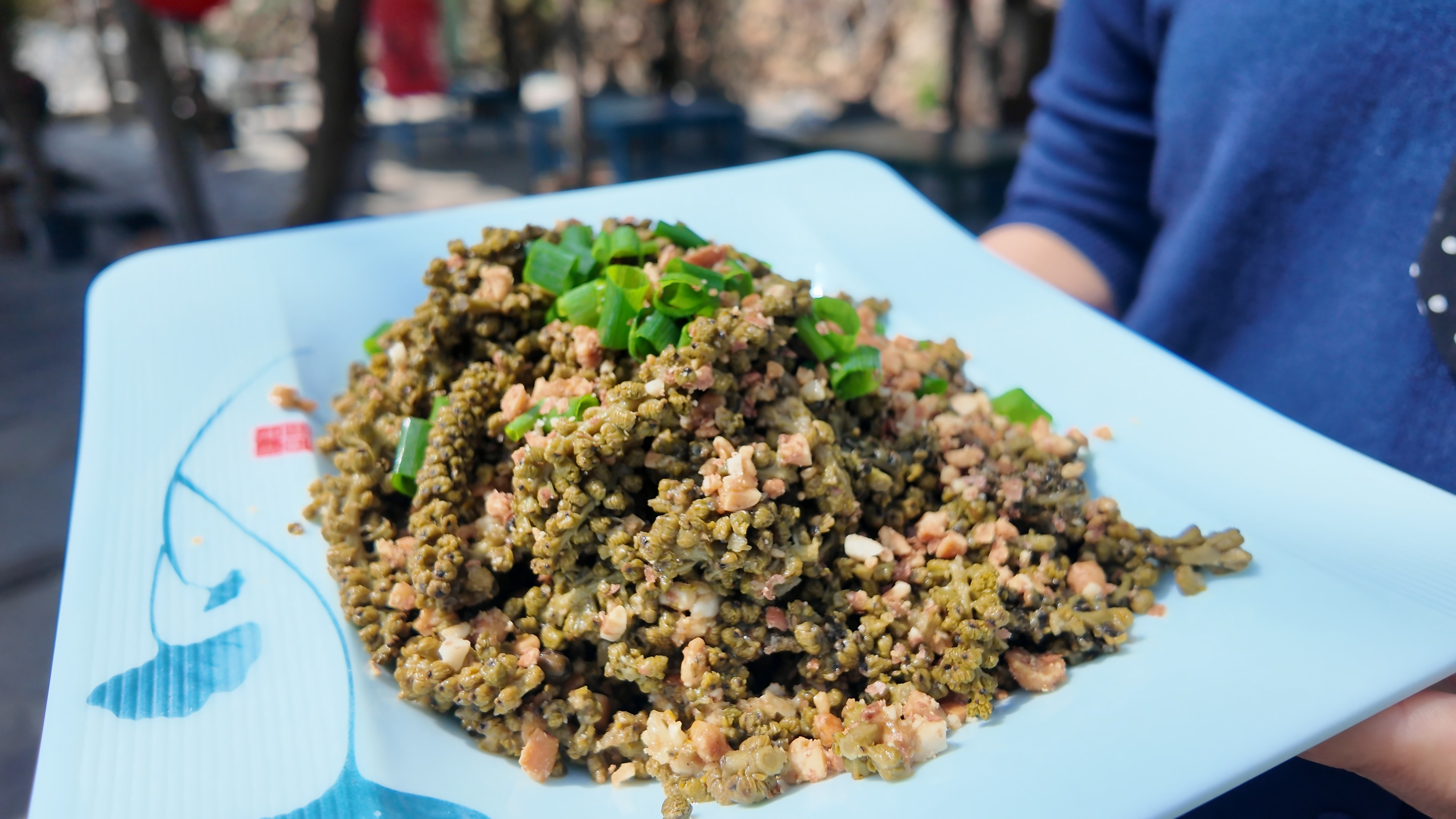 融媒·见证丨手拿票根，尽享折扣——乡野间的“票根经济”