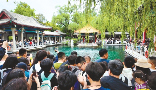 美城·美刻｜泉城寻美：我们在济南的“封面”位置