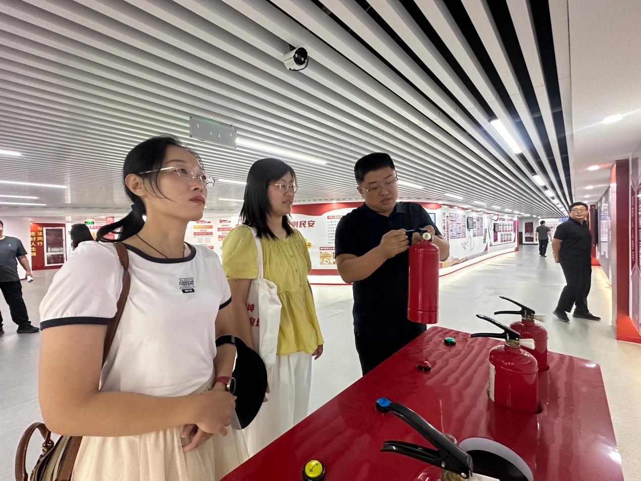 融媒·见证丨普法教育怎样真正落到群众心坎上？阵地建到烟火里